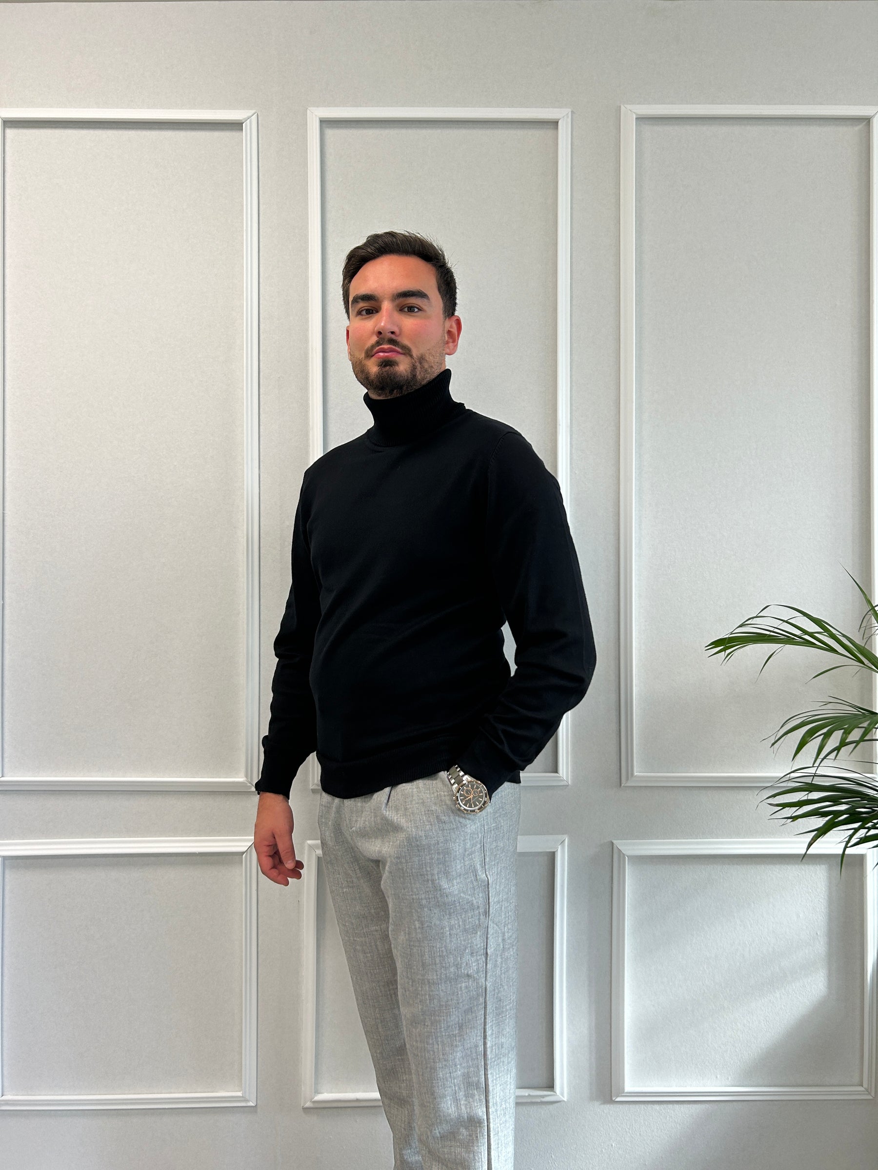 Pull Col Roulé Noir